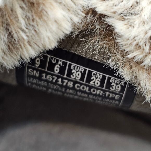 Skechers Taupe Trego Falls Finest Suede Waterproof Faux Fur Snow Winter Boots - Picture 11 of 11